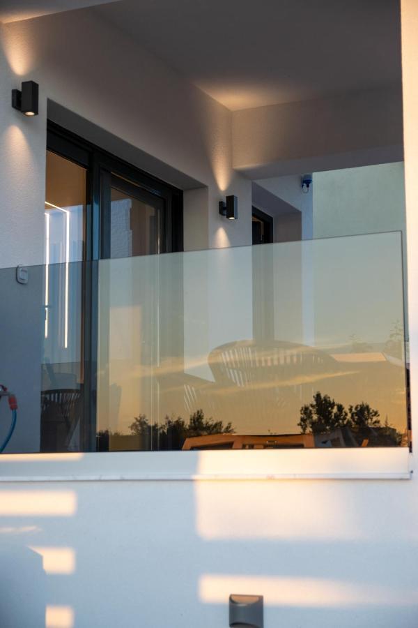 Sithoniars Melora Luxury Apartment Никити Екстериор снимка